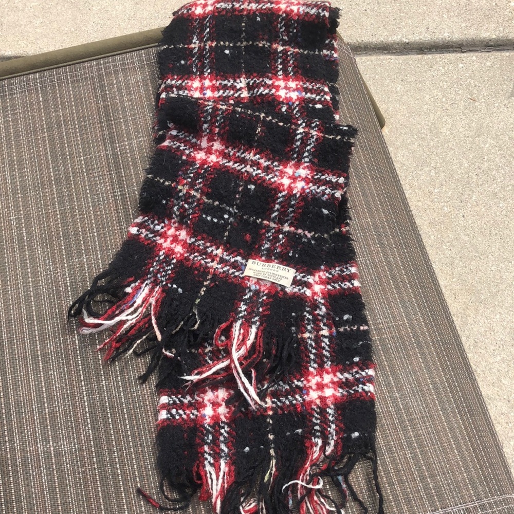 Burberry authentic scarf! EUC